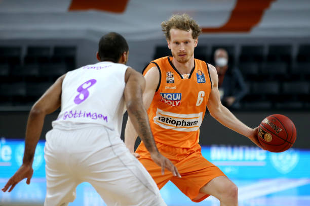 战胜圣保利 战胜圣保利